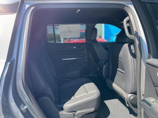 Sterling Gray Metallic 2026 Chevrolet Traverse LT