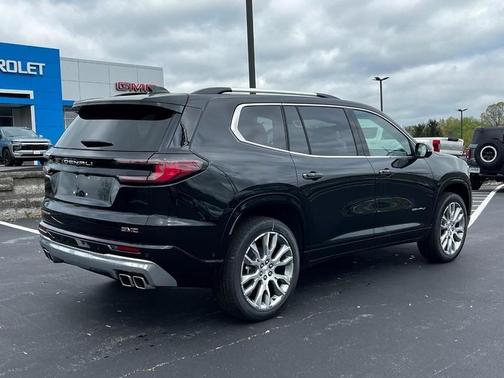 2025 GMC Acadia Denali