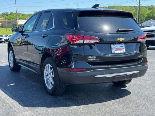 Mosaic Black Metallic 2024 Chevrolet Equinox LT