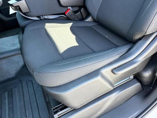 2024 GMC Sierra 2500 Pro