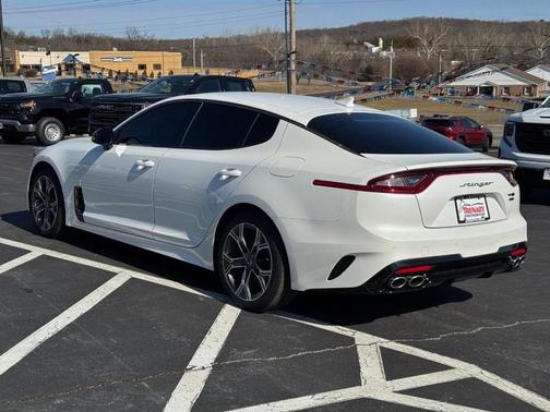 2021 Kia Stinger GT-Line