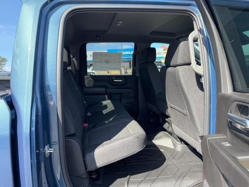 Lakeshore Blue Metallic 2026 Chevrolet Silverado 2500 Custom