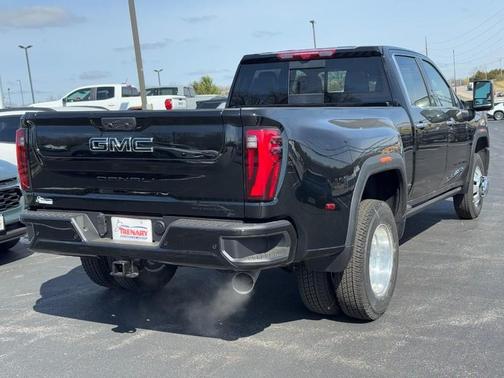 2026 GMC Sierra 3500 Denali