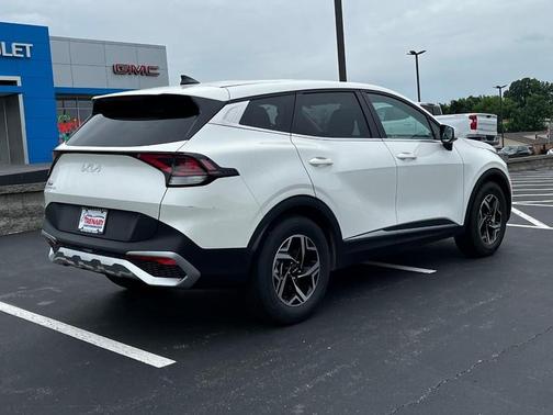2024 Kia Sportage LX