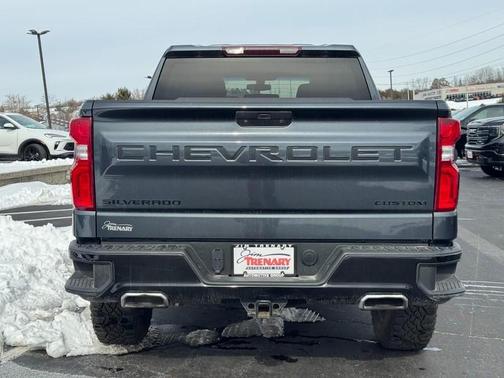 2021 Chevrolet Silverado 1500 Custom Trail Boss