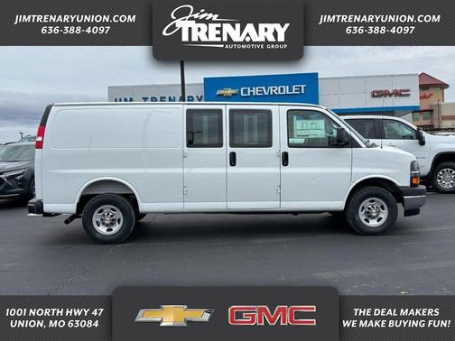 2025 Chevrolet Express 3500 Work Van