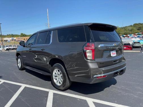 2021 Chevrolet Suburban LT