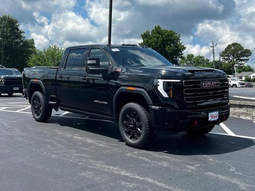 2025 GMC Sierra 2500 AT4
