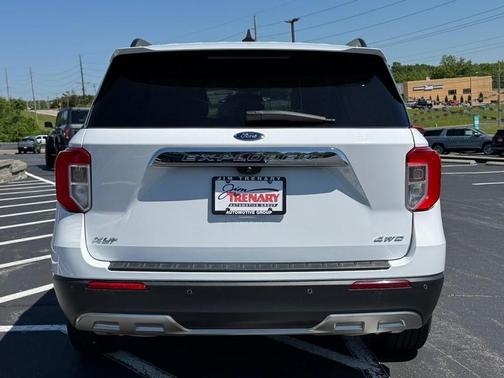 Oxford White 2022 Ford Explorer XLT