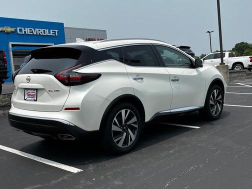 2023 Nissan Murano SL