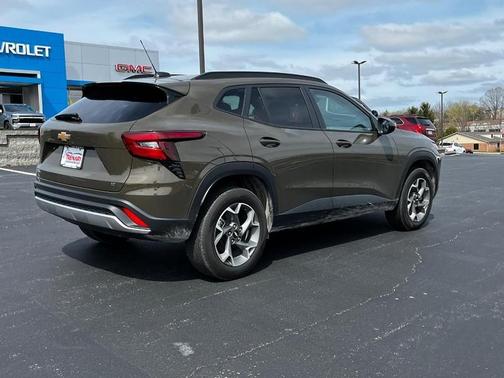 2024 Chevrolet Trax LT