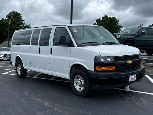 2024 Chevrolet Express 3500 LS