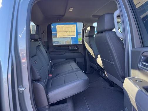 2025 GMC Sierra 2500 SLT
