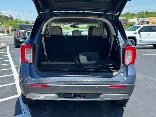 Infinite Blue Metallic Tinted Clearcoat 2021 Ford Explorer XLT
