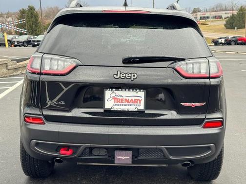 2022 Jeep Cherokee Trailhawk