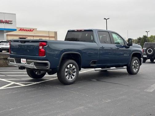 2026 Chevrolet Silverado 3500 LT