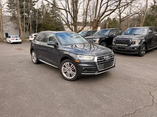 2019 Audi Q5 45 Premium