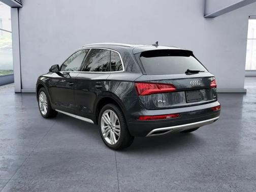 Blue 2019 Audi Q5 45 Premium