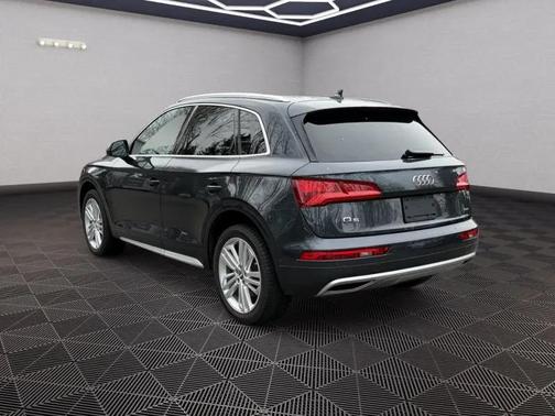 2019 Audi Q5 45 Premium