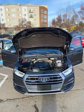 2019 Audi Q5 45 Premium