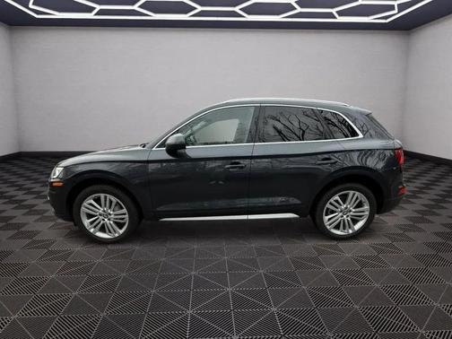 2019 Audi Q5 45 Premium