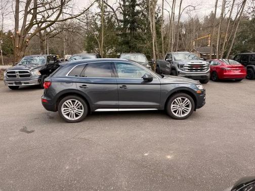 2019 Audi Q5 45 Premium