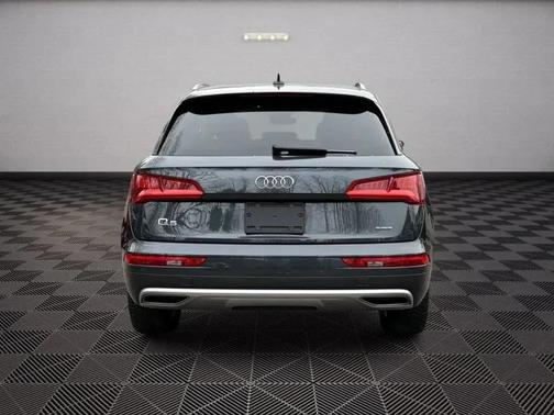 2019 Audi Q5 45 Premium
