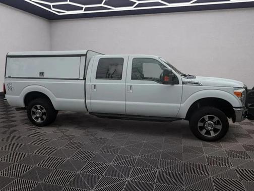 Oxford White 2015 Ford F-250 Lariat