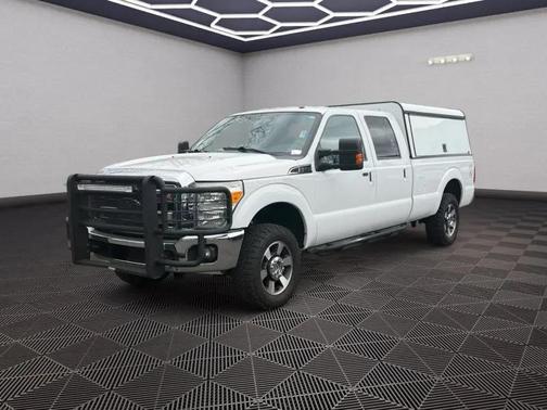 Oxford White 2015 Ford F-250 Lariat