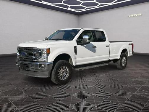 Oxford White 2020 Ford F-250 XLT
