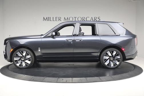 Darkest Tungsten 2026 Rolls-Royce Cullinan SUV