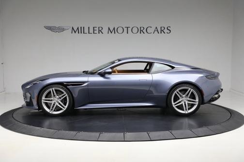 2025 Aston Martin DB12 V8