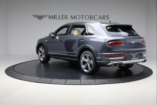 2025 Bentley Bentayga V8