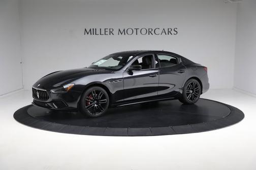 Nero Assoluto Metallic 2024 Maserati Ghibli Modena Ultima Q4