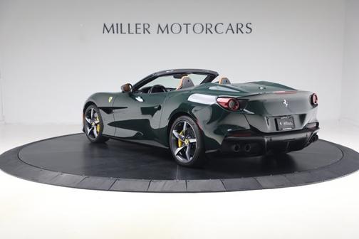 Verde British Racing 2023 Ferrari Portofino M Base