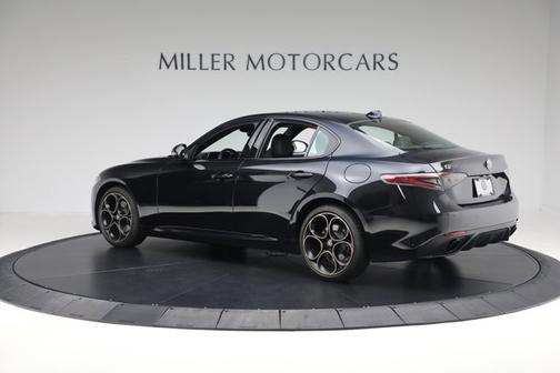 2025 Alfa Romeo Giulia Intensa AWD