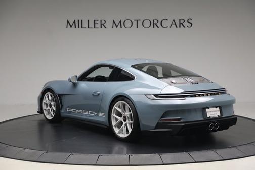 2024 Porsche 911 S/T