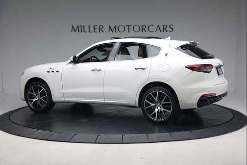2022 Maserati Levante Modena