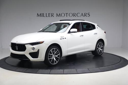 2022 Maserati Levante Modena