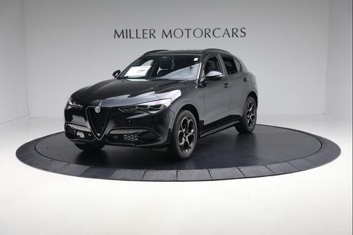 2025 Alfa Romeo Stelvio Intensa