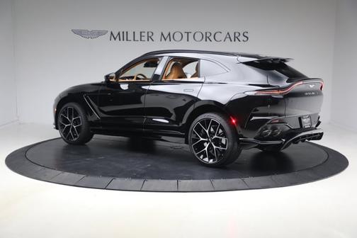 2026 Aston Martin DBX 707