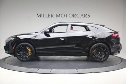 Nero Noctis Metallic 2025 Lamborghini Urus SE