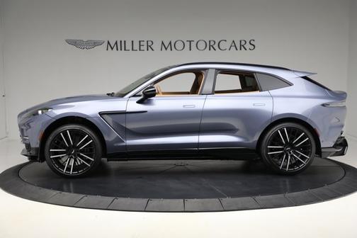 2025 Aston Martin DBX 707
