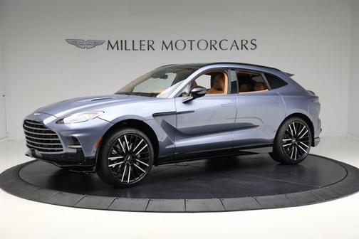 2025 Aston Martin DBX 707