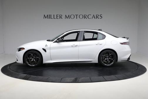2024 Alfa Romeo Giulia Quadrifoglio