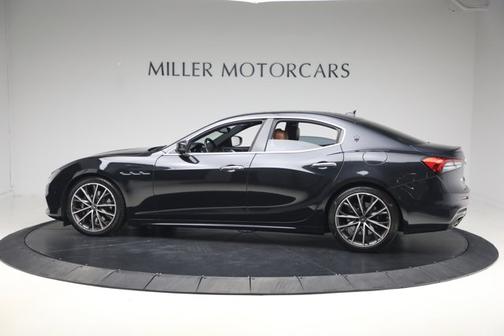 2023 Maserati Ghibli Modena Q4