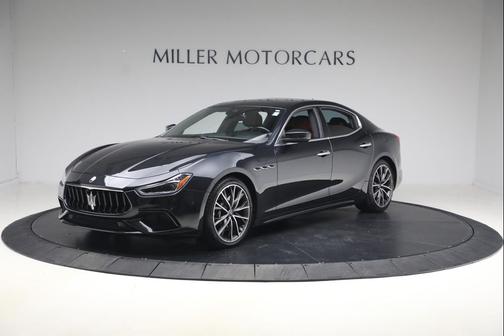 2023 Maserati Ghibli Modena Q4