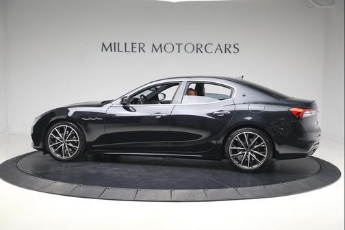 2023 Maserati Ghibli Modena Q4