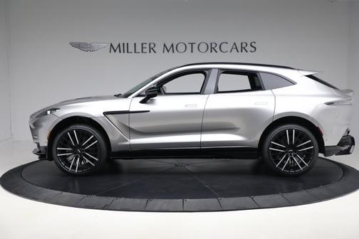 2025 Aston Martin DBX 707