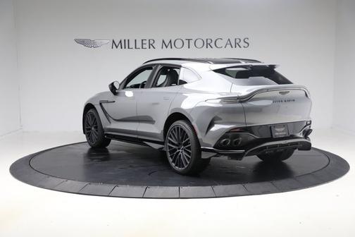 2025 Aston Martin DBX 707